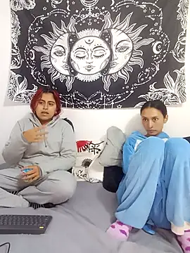 Snapshot of emily_n_abby chatting on February 5, 2026, 1:07 pm emily n abby online show from February 5, 2026, 1:07 pm