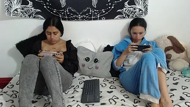 emily n abby online show from May 23, 2026, 2:16 pm