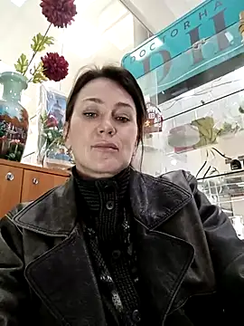 Luna 7777 online show from April 2, 2026, 2:35 pm