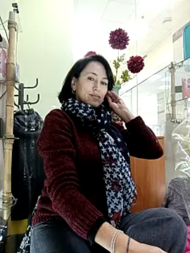 Luna 7777 online show from November 18, 2025, 11:35 am