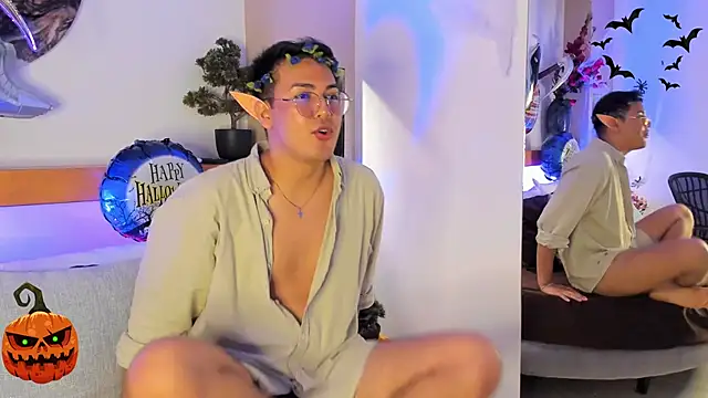 JohnBelRose online show from October 28, 2025, 7:24 pm