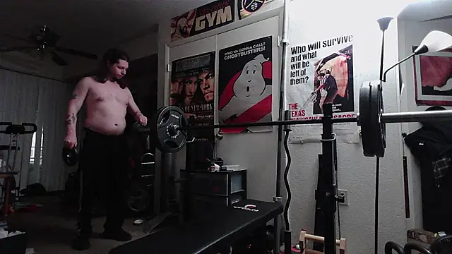 biggerisbetter12 online show from February 25, 2026, 4:01 am