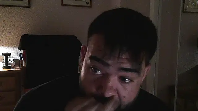 Snapshot of parejitafenix69 chatting on October 28, 2025, 12:22 am parejitafenix69 online show from October 28, 2025, 12:22 am