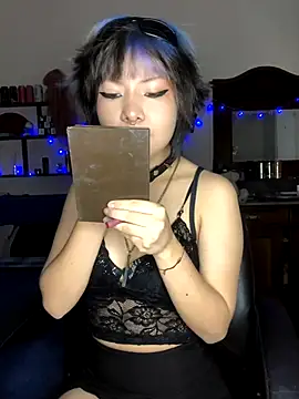 onlyjadex online show from November 13, 2025, 7:18 pm