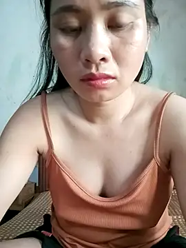 Snapshot of Chmdiemd chatting on October 19, 2025, 6:27 am Chmdiemd online show from October 19, 2025, 6:27 am