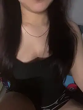 Hannah-11 online show from January 7, 2026, 4:23 pm