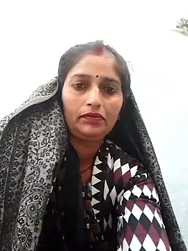 Pooja shre online show from November 15, 2025, 2:04 am