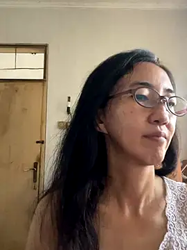 princessD077 online show from October 20, 2025, 1:40 am