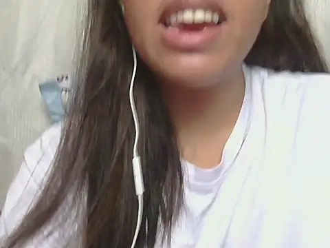 Snapshot of ChubbyButty chatting on April 4, 2026, 3:35 am ChubbyButty online show from April 4, 2026, 3:35 am