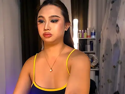 BigBrownCock Candice online show from March 3, 2026, 1:40 pm