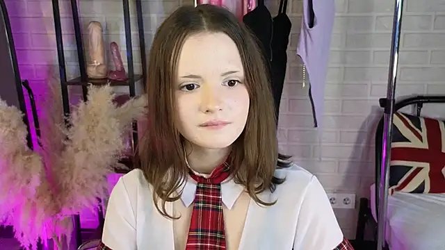 MichelleBaille online show from October 18, 2025, 6:04 am