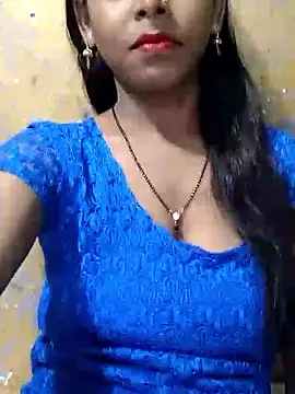 Itz Aisha   online show from March 8, 2026, 6:06 am