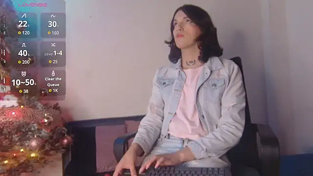 Snapshot of Scarlett_crastrawberry chatting on November 20, 2025, 9:36 pm Scarlett crastrawberry online show from November 20, 2025, 9:36 pm