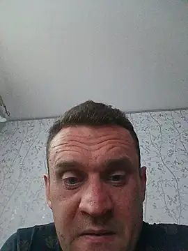 Snapshot of PeteR1987- chatting on June 2, 2026, 2:44 am PeteR1987- online show from June 2, 2026, 2:44 am