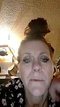 faithfulchic online show from November 8, 2025, 6:39 am