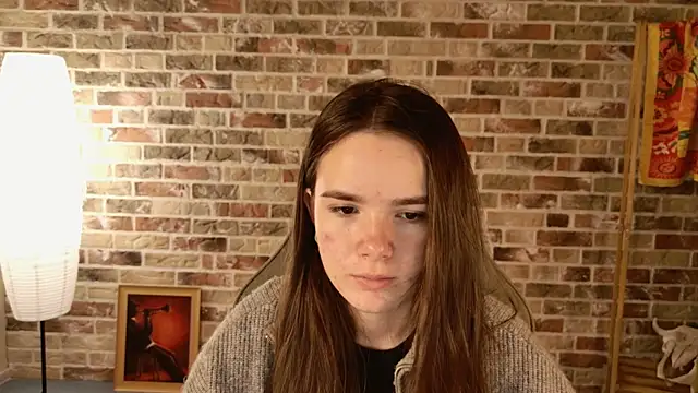 May Bloom online show from December 19, 2025, 5:10 am