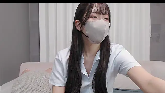 LOVE MIREI LOVE online show from November 1, 2025, 11:26 am