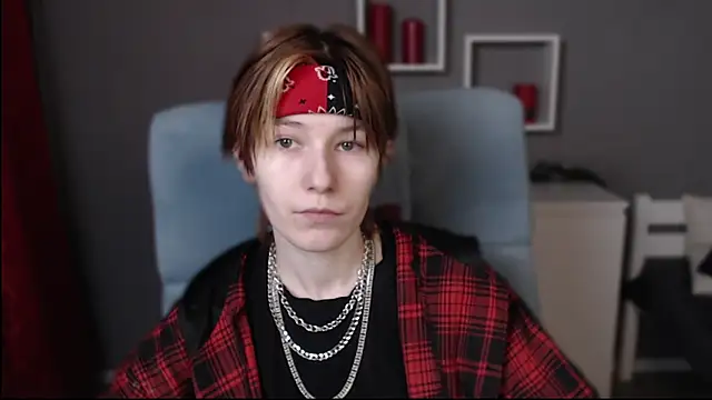 guitarandangell online show from January 6, 2026, 3:38 pm