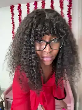 DaisyMynx online show from February 18, 2026, 5:38 am