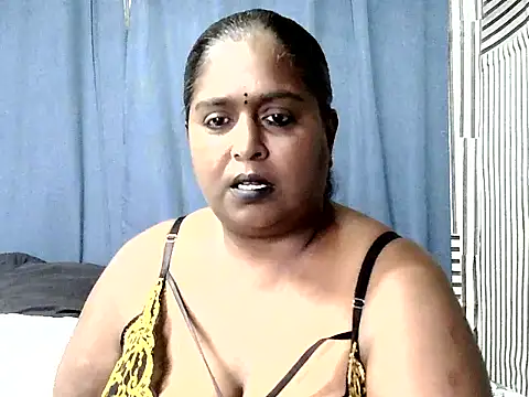 Indianhoney58 online show from April 15, 2026, 9:04 am