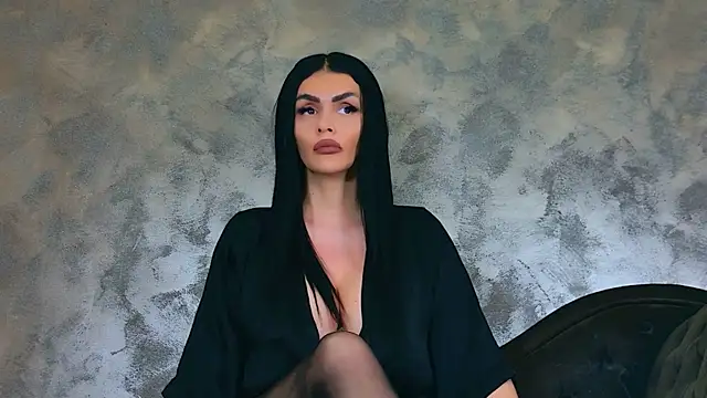 KimWilmes online show from May 7, 2026, 12:30 pm