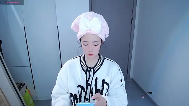 Kinadolly online show from January 18, 2026, 11:46 am