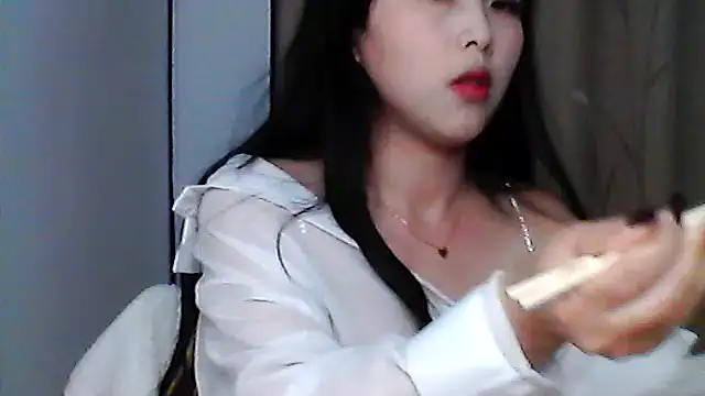 zxcvbnmqwas213 online show from October 30, 2025, 4:48 pm