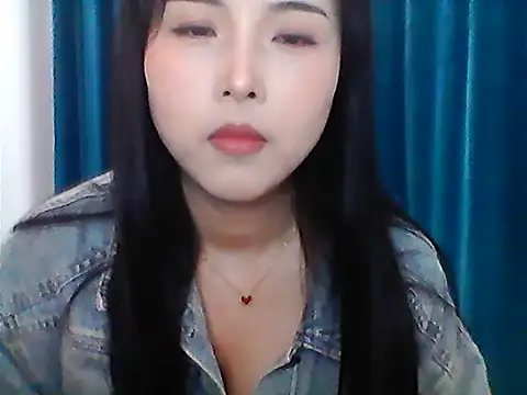 zxcvbnmqwas213 online show from October 19, 2025, 2:53 pm