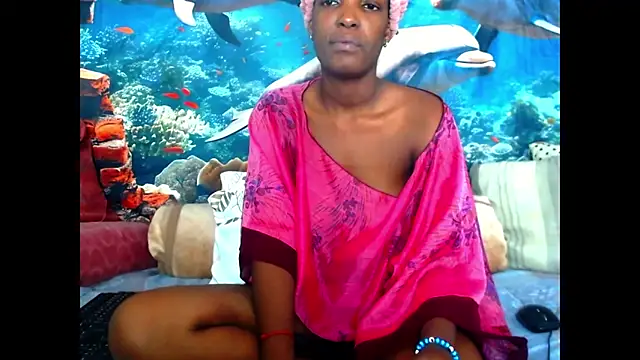 Snapshot of AfricanBarbiee69 chatting on March 28, 2026, 9:32 am AfricanBarbiee69 online show from March 28, 2026, 9:32 am