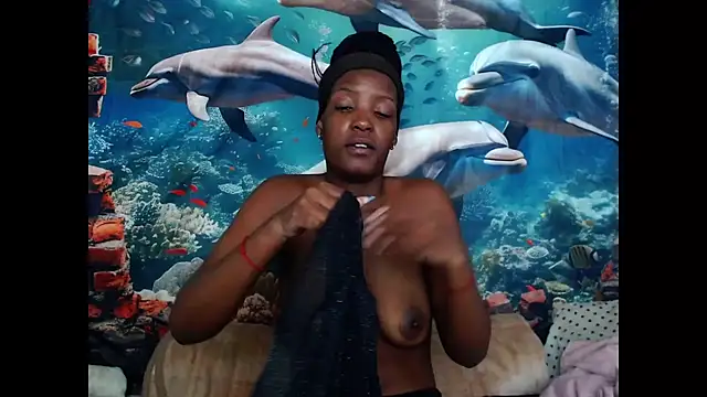 Snapshot of AfricanBarbiee69 chatting on April 15, 2026, 10:10 pm AfricanBarbiee69 online show from April 15, 2026, 10:10 pm