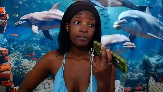 Snapshot of AfricanBarbiee69 chatting on May 13, 2026, 9:05 am AfricanBarbiee69 online show from May 13, 2026, 9:05 am