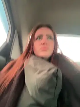 Snapshot of KiraSunshine chatting on April 12, 2026, 5:54 am KiraSunshine online show from April 12, 2026, 5:54 am