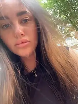 Snapshot of KiraSunshine chatting on March 10, 2026, 3:10 am KiraSunshine online show from March 10, 2026, 3:10 am