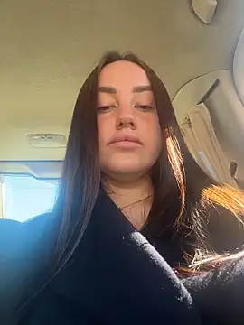 Snapshot of KiraSunshine chatting on April 7, 2026, 5:20 am KiraSunshine online show from April 7, 2026, 5:20 am