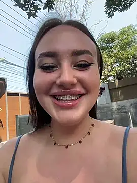 Snapshot of KiraSunshine chatting on February 22, 2026, 4:59 am KiraSunshine online show from February 22, 2026, 4:59 am