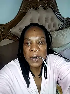 Hotcougar online show from October 24, 2025, 6:01 am