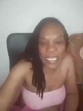 Hotcougar online show from November 17, 2025, 8:07 am