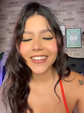 Snapshot of CherrySmirkXXX chatting on May 19, 2026, 1:18 pm CherrySmirkXXX online show from May 19, 2026, 1:18 pm