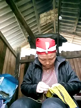 Snapshot of siro-zz chatting on November 5, 2025, 1:20 am siro-zz online show from November 5, 2025, 1:20 am