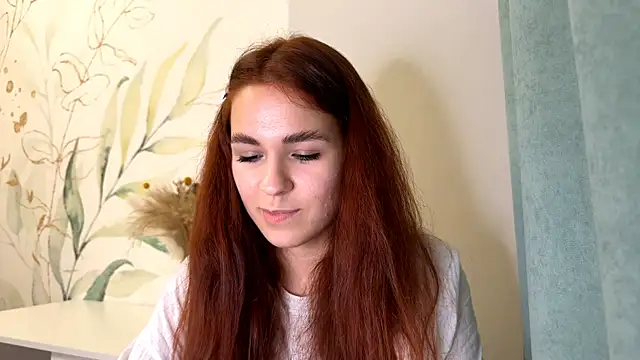 LunaAfrodita online show from October 29, 2025, 6:07 pm