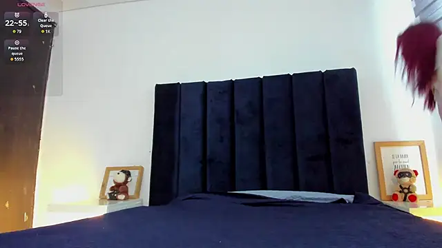 melanie roux   online show from March 16, 2026, 12:31 pm