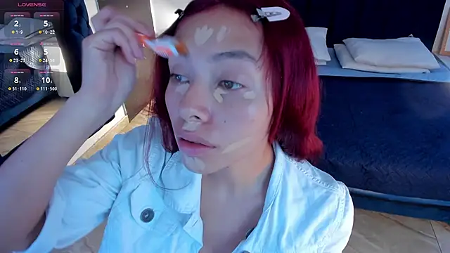 melanie roux   online show from March 27, 2026, 12:17 pm