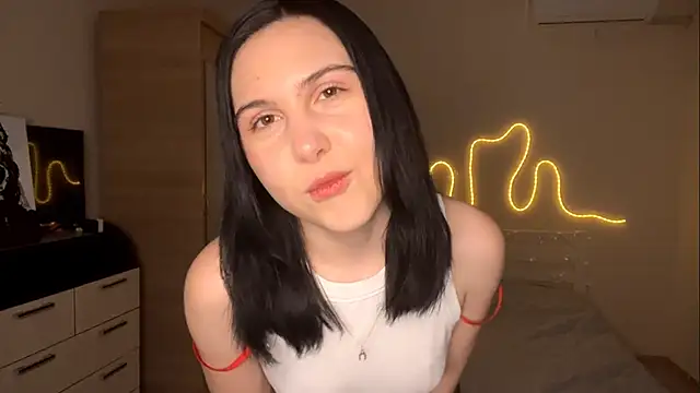 MyraLitterers online show from March 26, 2026, 4:49 pm