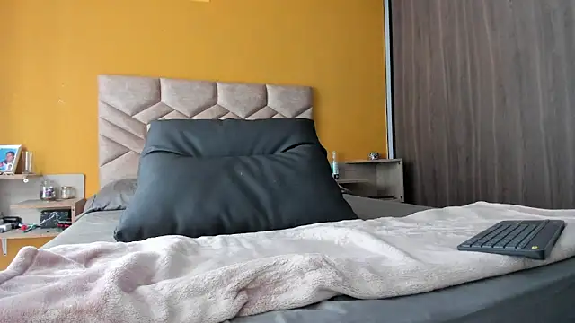 Snapshot of Gregory_mancini chatting on April 5, 2026, 6:58 pm Gregory mancini online show from April 5, 2026, 6:58 pm