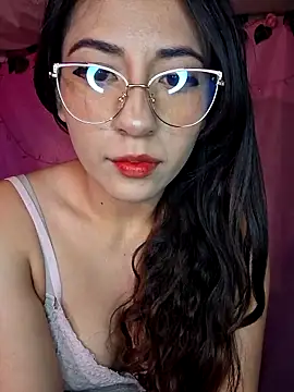 chloebrownn03 online show from November 9, 2025, 3:32 am