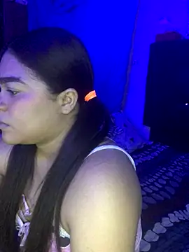 Snapshot of 2moons_full_of_love chatting on November 11, 2025, 12:16 am 2moons full of love online show from November 11, 2025, 12:16 am