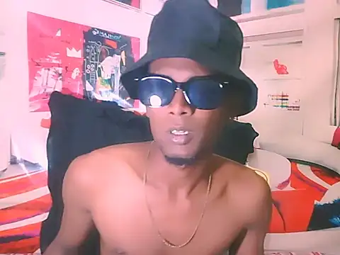 IndianThuggin online show from November 14, 2025, 6:11 pm