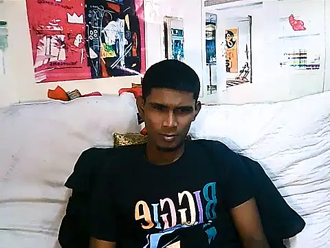 Snapshot of IndianThuggin chatting on July 20, 2026, 11:01 am IndianThuggin online show from July 20, 2026, 11:01 am