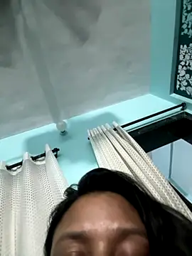 heenashai online show from November 7, 2025, 1:43 am