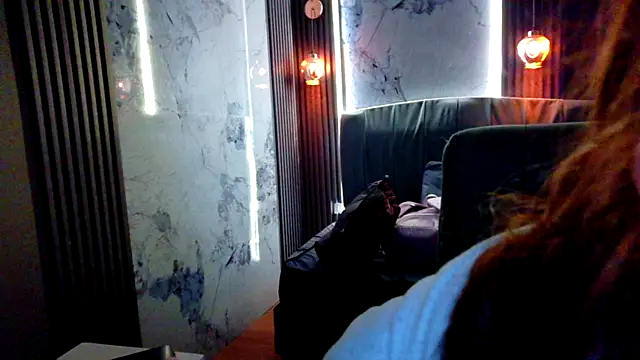  jeessy online show from November 25, 2025, 4:02 am